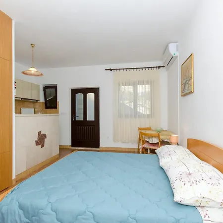 Apartman Gogi *